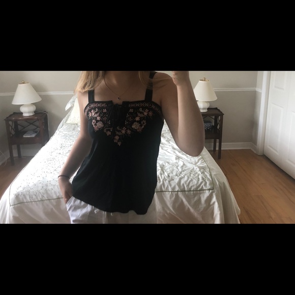 Very cute American eagle tie up tank - Picture 2 of 4